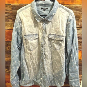 Tahari chambray jean button long  sleeve USXXL star print faded pockets comfy